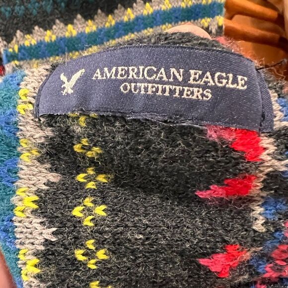 American Eagle Fair Isle Knit Scarf Pom Poms Long Unisex Winter Accessory Cozy - Picture 4 of 6